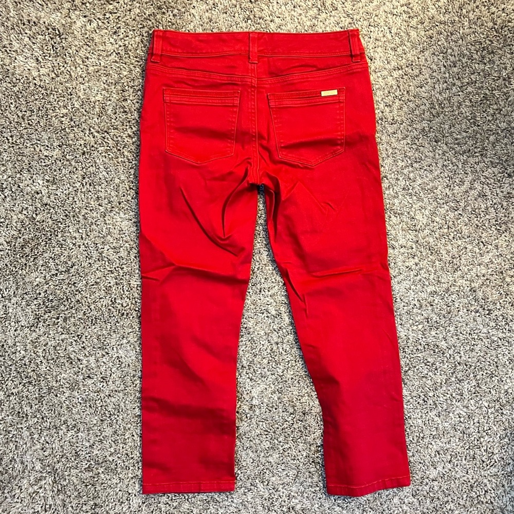 ❤️ White House Black Market Bright Red Capri - Picture 2 of 7